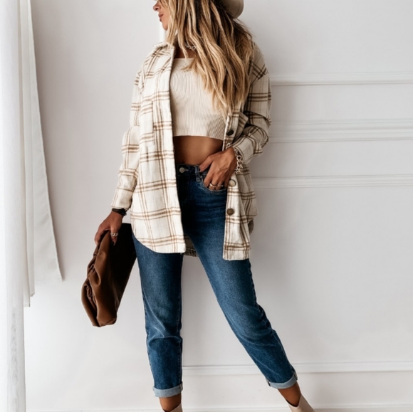 Plaid Button Up Shacket - Picture 8 of 16